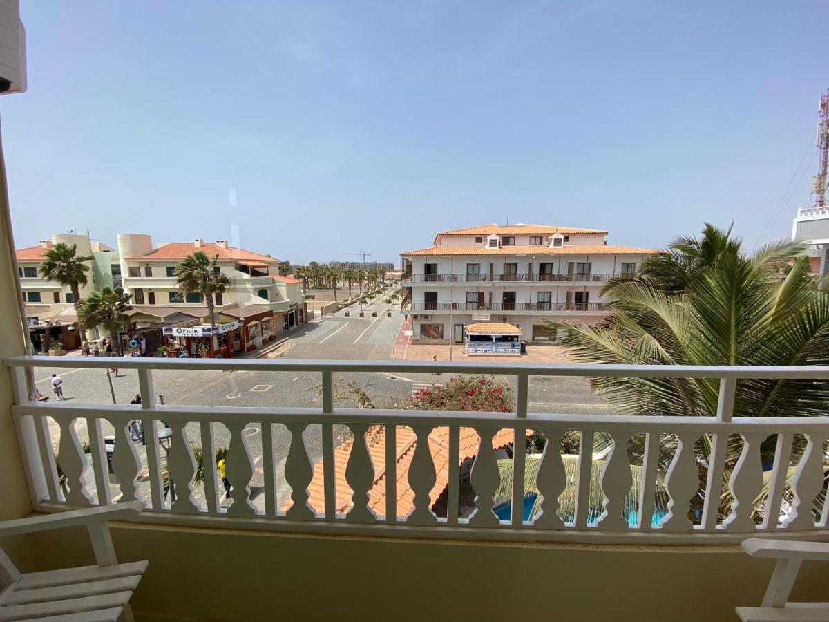 Aparthotel Nhaterra Santa Maria Kültér fotó